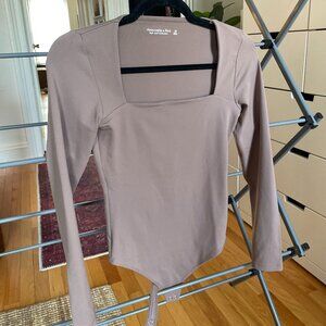 Long Sleeve Bodysuit - Abercrombie